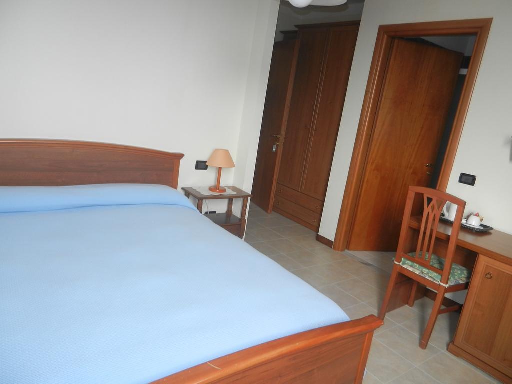 Locanda Primo Sole Leivi Cameră foto